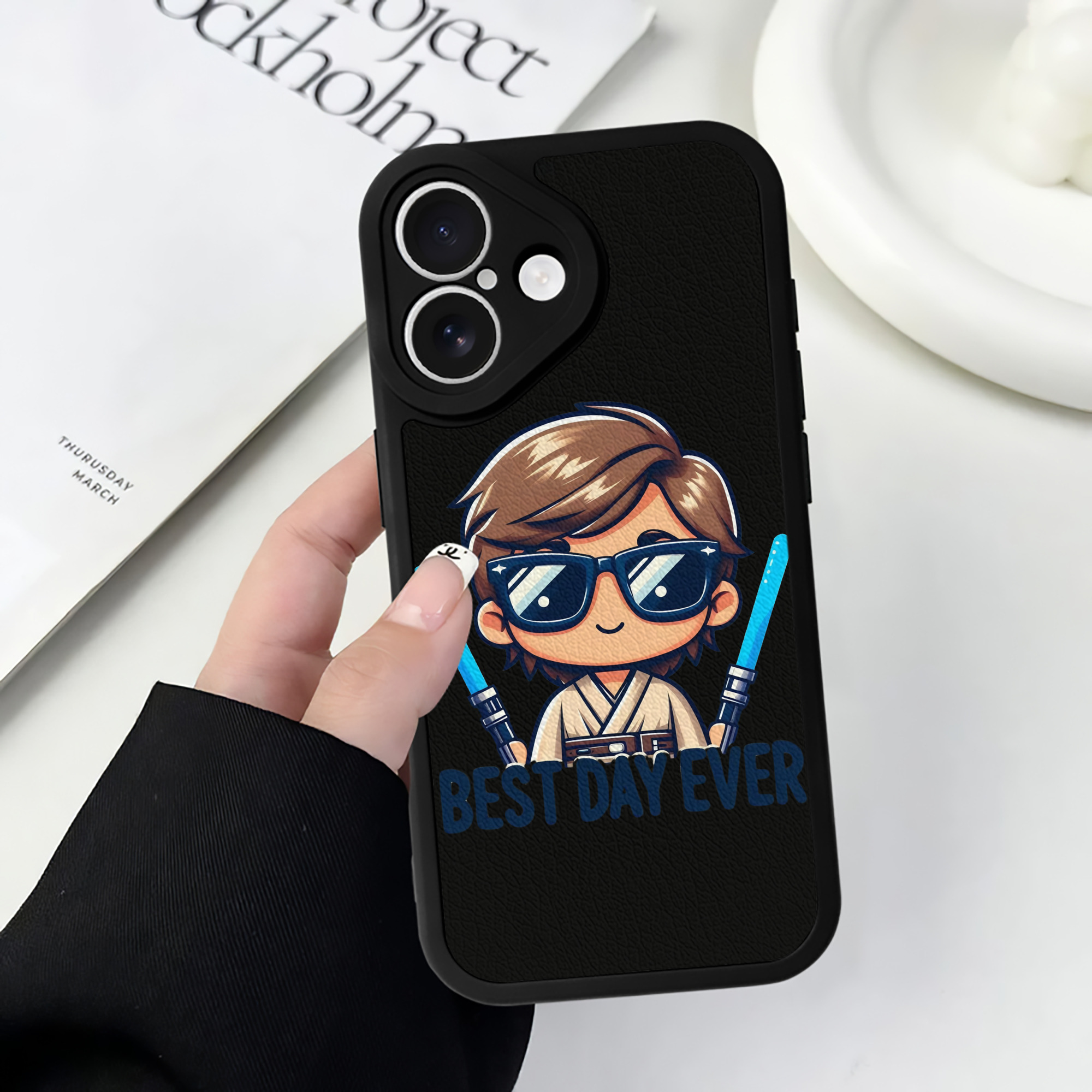 （画像用） スター・ウォーズ Star Wars 【iPhone 16シリーズ対応】シリコンスマホケース（レザー調） 材質：シリコン